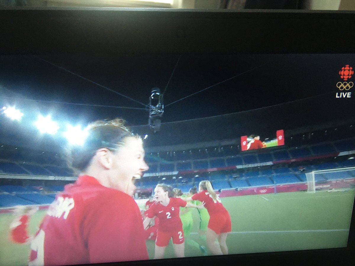 MisterHallas's tweet photo. ❤️⚽️🏆 https://t.co/TofxfjqXiK
