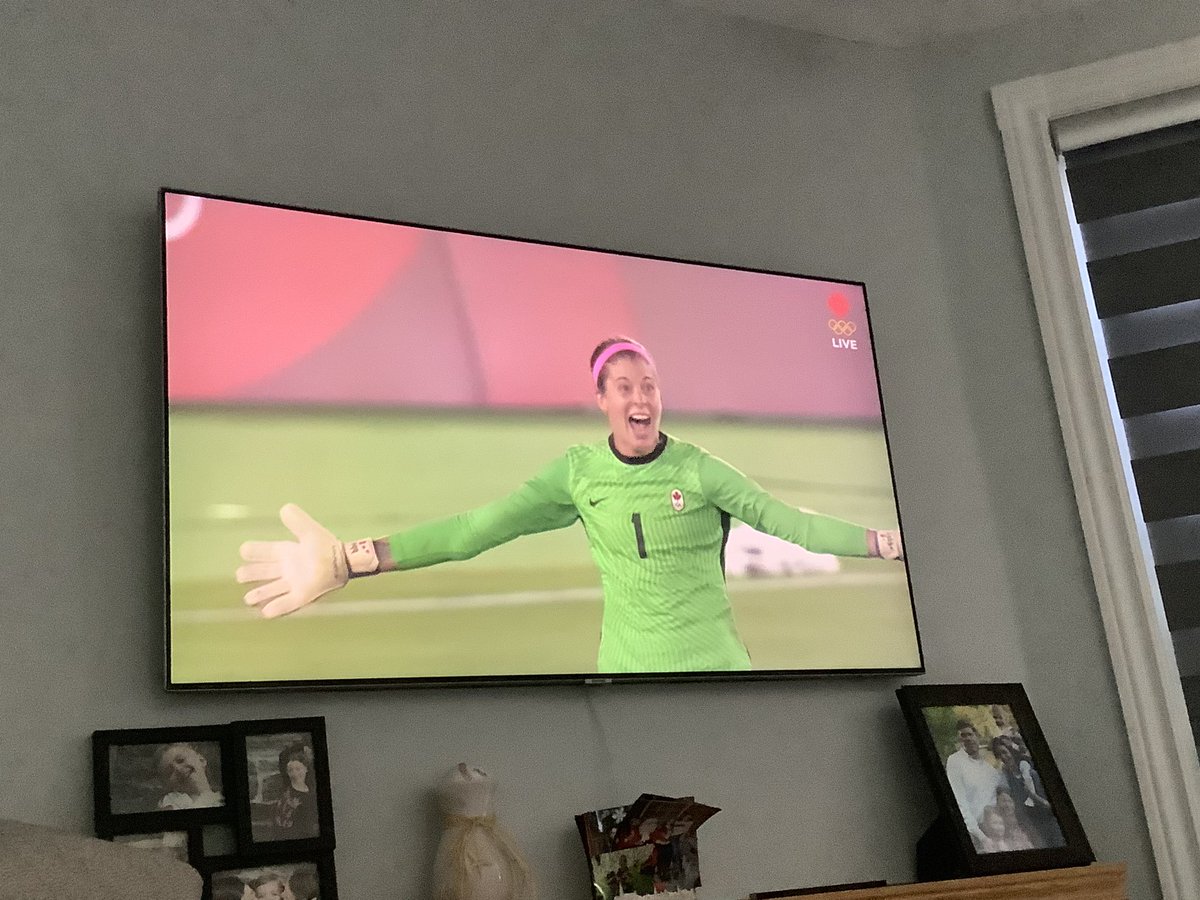 SeanPMalloy's tweet photo. Wow, wow wow! What a game! Full credit to Sweden for a well played game but @stephlabbe1 comes up huge for Team Canada. Gold! #TeamCanada. Congratulations to the whole team! Canada thanks you for your leadership @sincy12! https://t.co/G2f78OP1ty