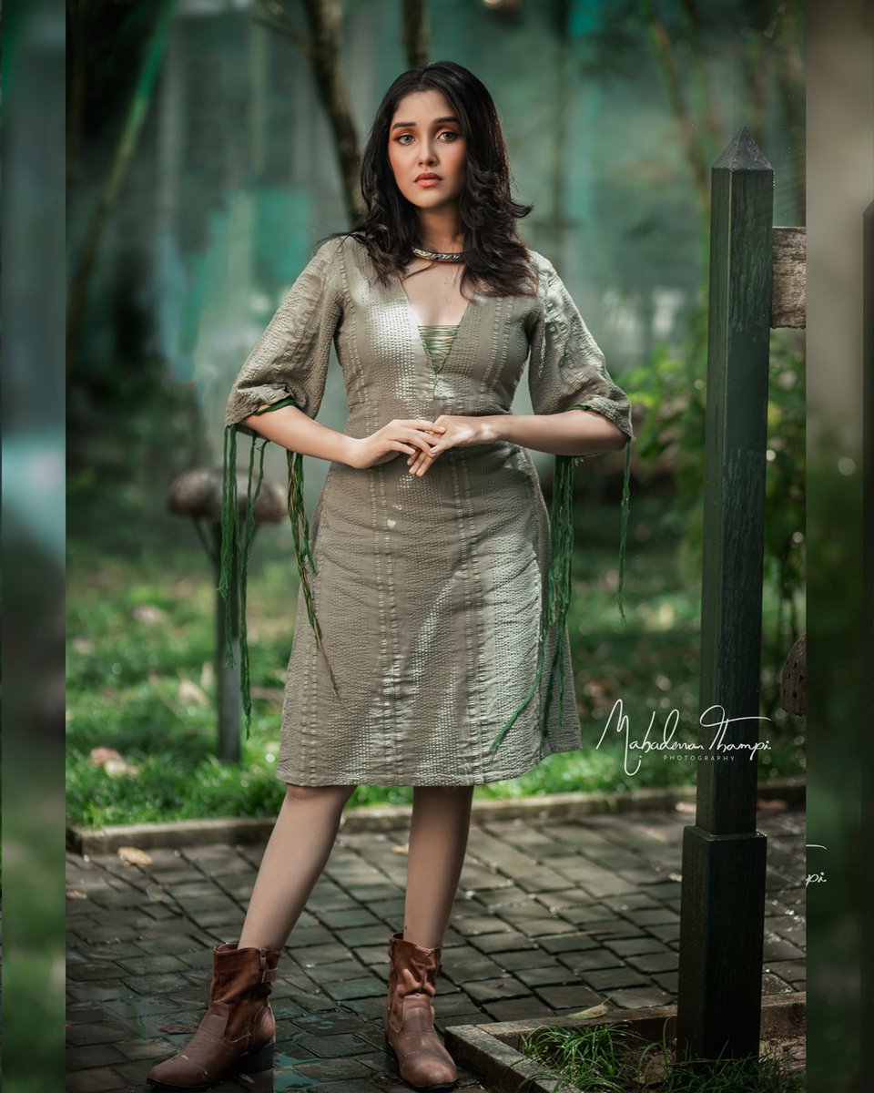 AnikhaTimes's tweet photo. #Anikha #Latest https://t.co/XtlRV0cvS1