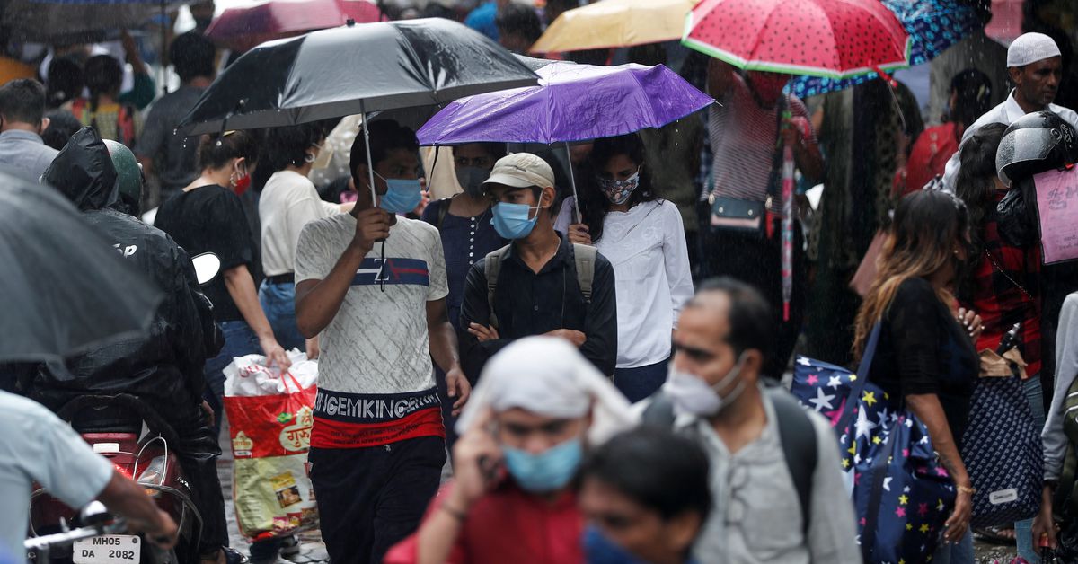ReutersAsia's tweet photo. India reports 44,643 new coronavirus cases in last 24 hours https://t.co/KHivDIAkTn https://t.co/GURaqQoqga
