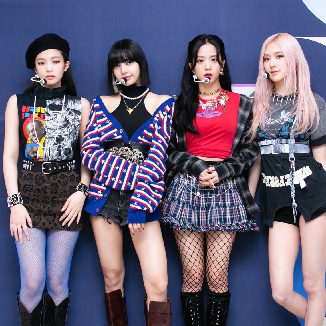 Группа BLACKPINK 2021