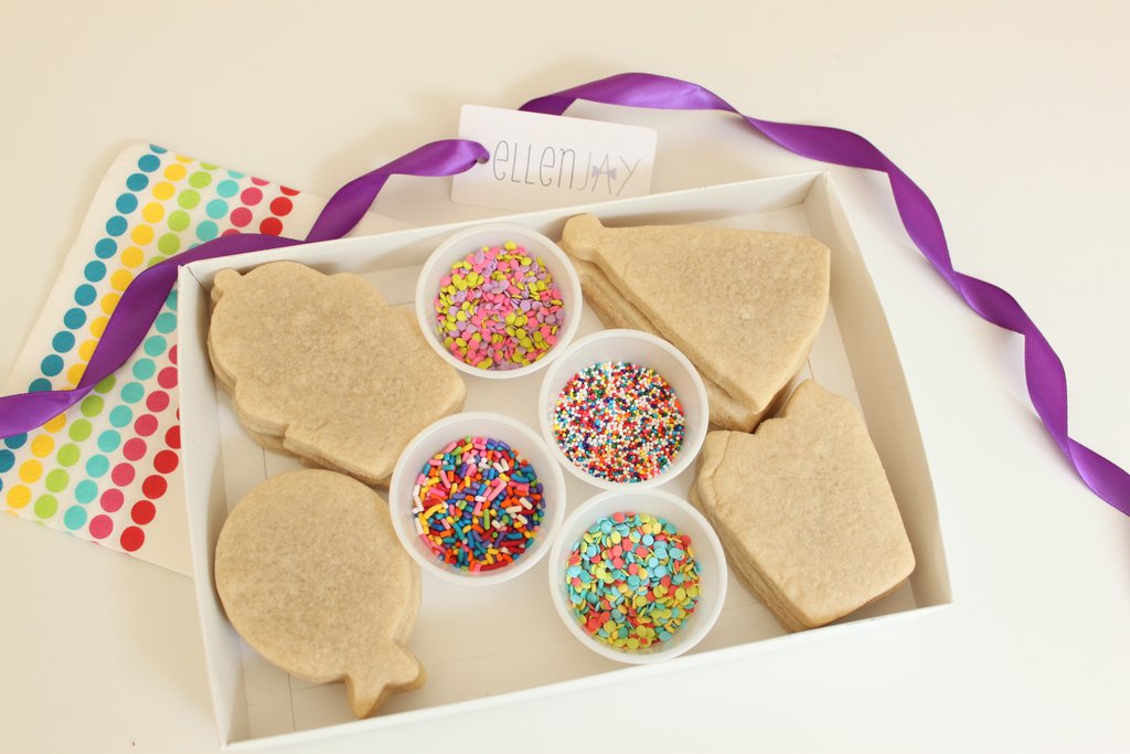 Do you love cookies? Students in Grades 6-9, join us at East Ridge on August 10 at 10 am to have fun decorating cookies! conta.cc/3BUC5Jy