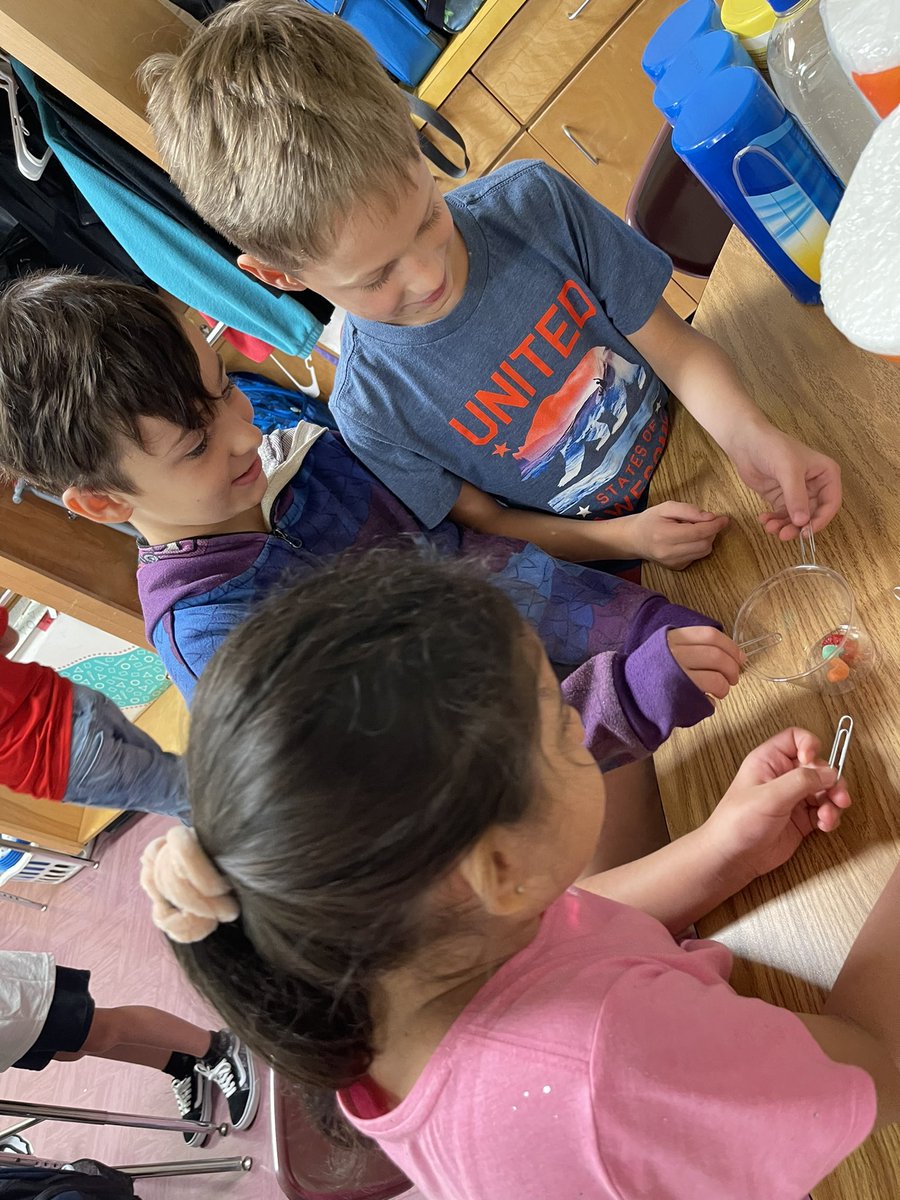 MrsJandherJCrew's tweet photo. JCrew (AM) developing their teamwork and problem solving skills to save “Fred, the gummy worm”.  @RCE_HCS #teamwork #problemsolving #FueledByEnthusiasm #DrivenBySuccess #WeAreRACERS #SaveFred https://t.co/cuI8rTKFqw