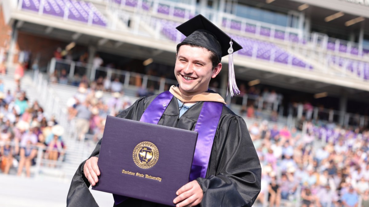 Congratulations to our newest #TarletonState graduates! 🎓🎉