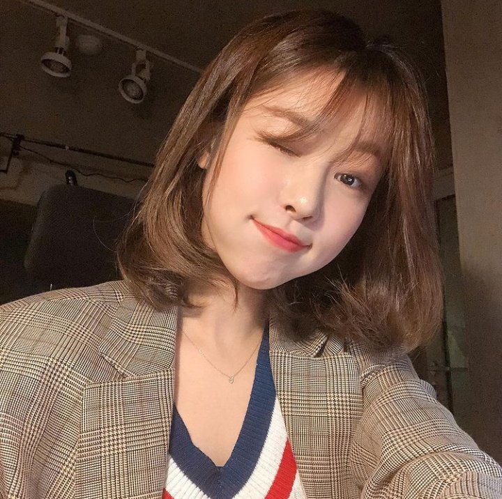 portalgugudan's tweet photo. 🚨 HAEBIN lançará seu primeiro single álbum em 16/08.

Ela escreveu, arranjou e planejou todas as músicas.

🔗:https://t.co/6tfCPfs1ym

#구구단 #한해빈 #해빈 https://t.co/p7tgcdvRnE