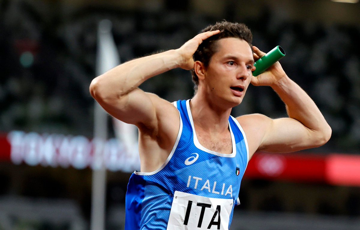 Laemmedimarco's tweet photo. Chi è fortemente appassionato di sport vive per giornate e momenti come questi.

Adrenalina pura, ansia, gioia, incredulità, lacrime, urla.

Tutti noi abbiamo avuto la faccia di Filippo Tortu.

#Tokyo2020 #Athletics #4x100m https://t.co/BlC6wo9ESN