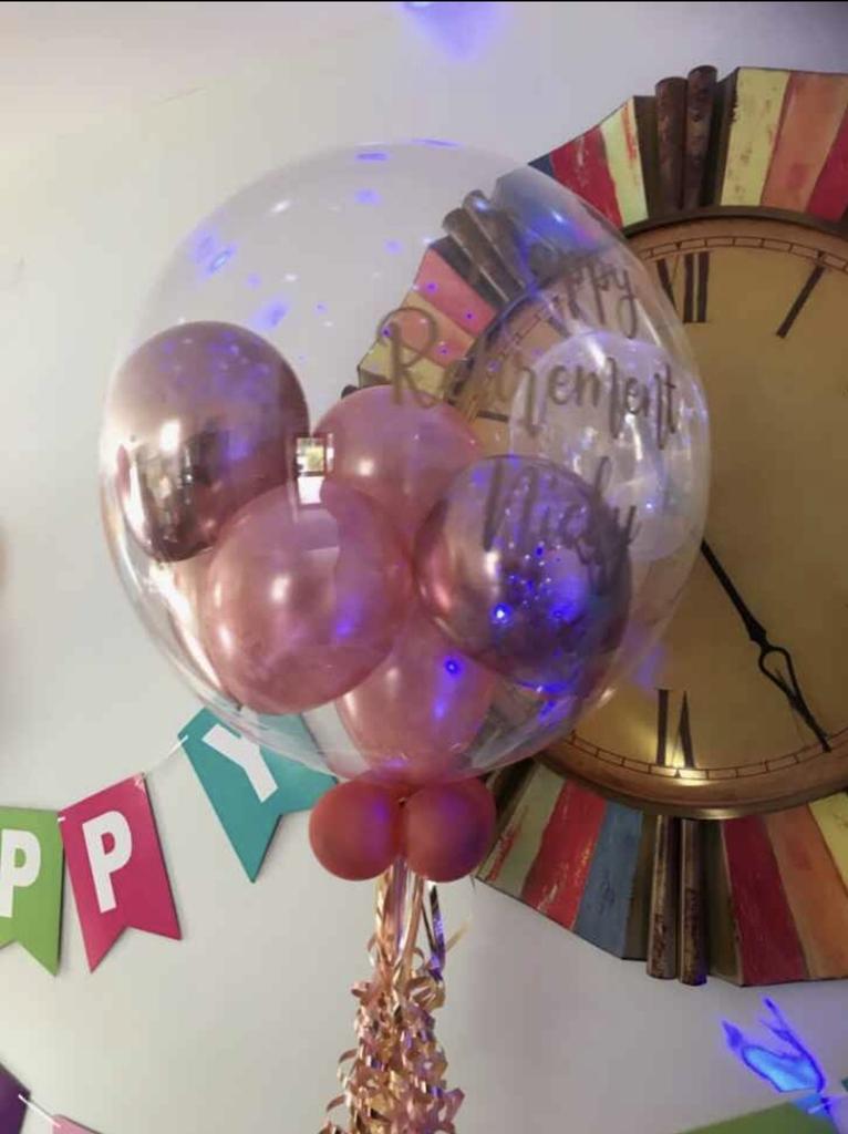 HWHCTOsborneCo1's tweet photo. In celebration of Nicky's retirement from the NHS after 40 years loyal service 🎉 28 of those years have been at Osborne Court 🎉 Enjoy 🥳

Although not for too long 🤣 as we are extremely happy to be welcoming her back to the adult team soon! X https://t.co/5SEfRVqsq9