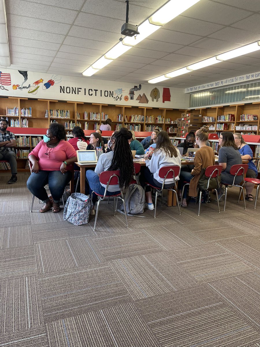 Kim Lavender tweet media