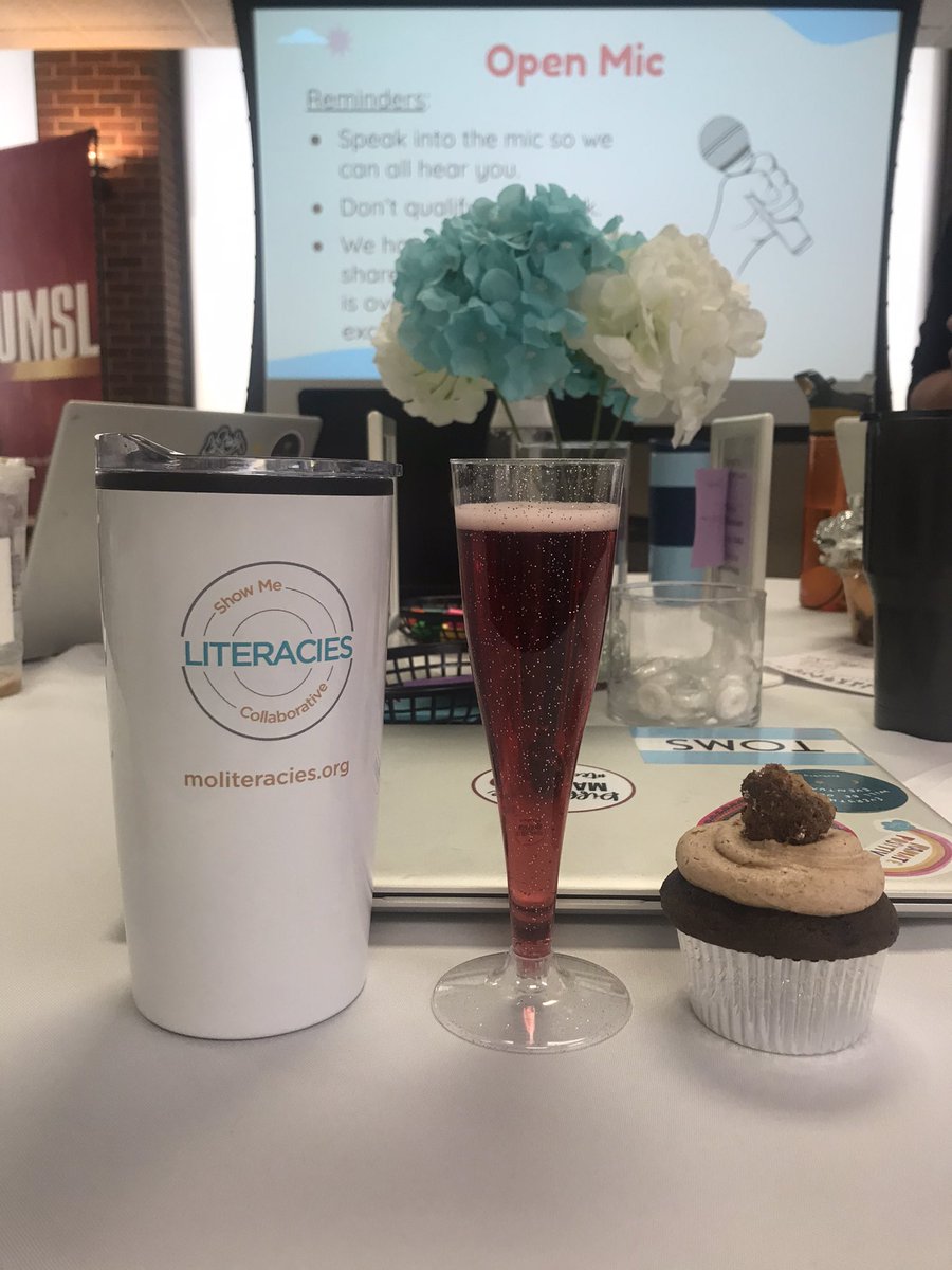 philipp_amy's tweet photo. Y’all know what this is? It’s a Literacy^ Celebration! #MOLiteracies #ShowMeInitiative @BruntonMs @drryansclass @MrsAmySir https://t.co/KvyOY3bWvj