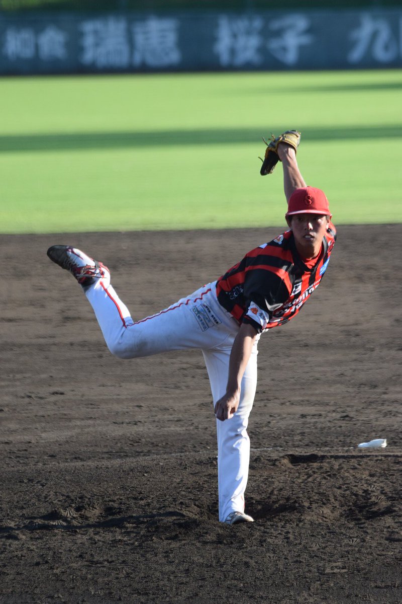 baseball_KEIO22's tweet photo. やっと写真撮れた！！

MVPおめでとう👍

でも暑すぎた〜😎☀️

#火の国サラマンダーズ https://t.co/4xLanOgNPk