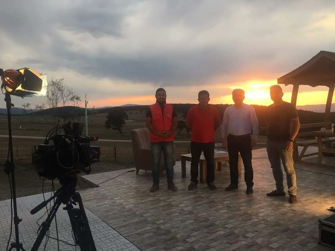 Canlı yayın öncesi ,

19:30  da  Altaş tv de birazdan sizlerle olacağız.

#Bekliyoruz