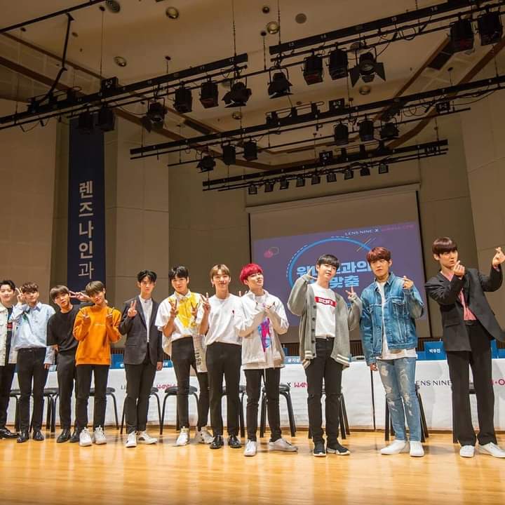 chanibap0210's tweet photo. #우리워너원_4주년에도_사랑해
#FourYearsWithWannaOne https://t.co/c0Oi4a9tC9