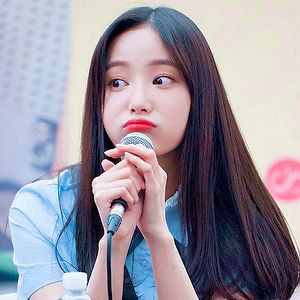 yeaonwoo's tweet photo. @kvimtehyung Udah, banget malah! tanggung jawab nih jantung aku dug-dug-dug kenceng banget.. 😩 https://t.co/lmwLtXTt0O