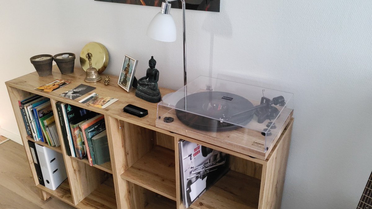 CitizenWHY1's tweet photo. #chatbaker #vinyl #realsound https://t.co/tEmuMiHFJu