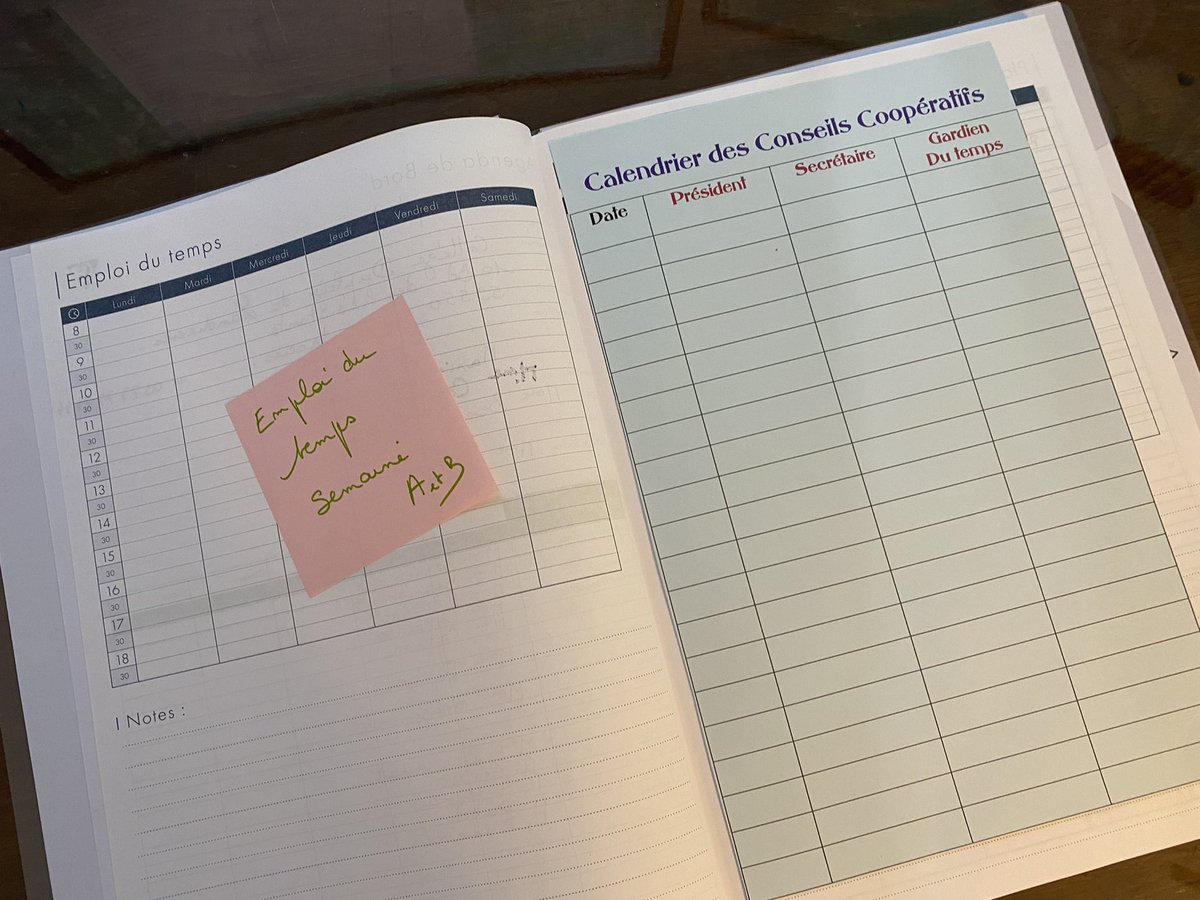 BernadatPeggy's tweet photo. Cahier de Vie de la Classe Coopérative achevé ! 1ere partie… https://t.co/388ZR71zCE
