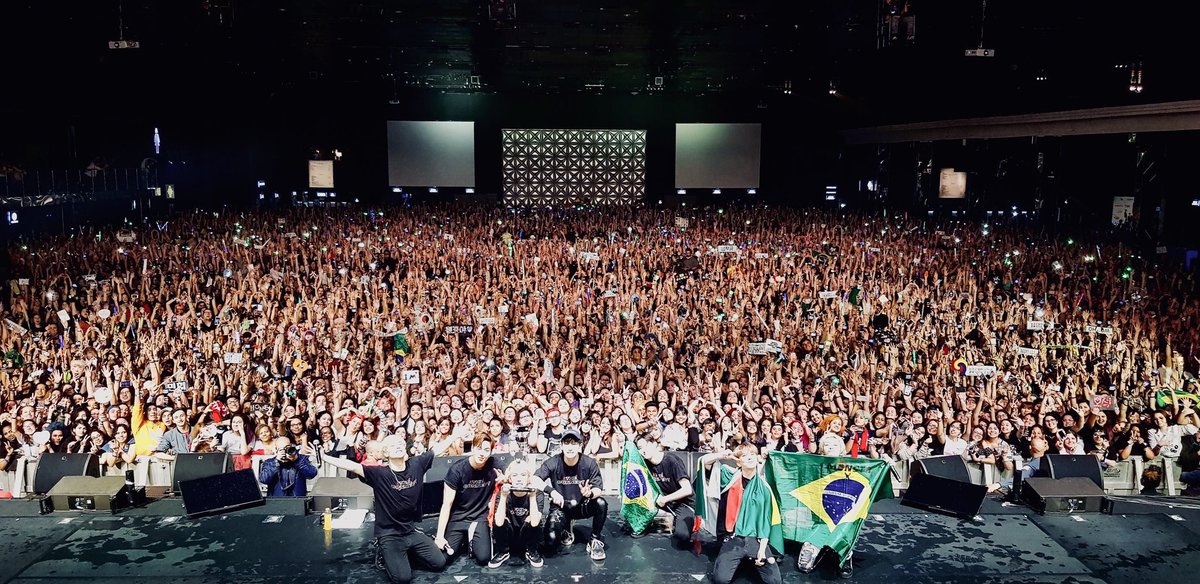 likarodriguesz's tweet photo. Saudades que dilaceram o meu coração
Monsta X Ot7
Show do Monsta X
Fila do show do Monsta X
#showdoMonstaX #MONSTA_X #filadoshow #MONBEBE #posedequebrada
@OfficialMonstaX https://t.co/KIY51uIB0P