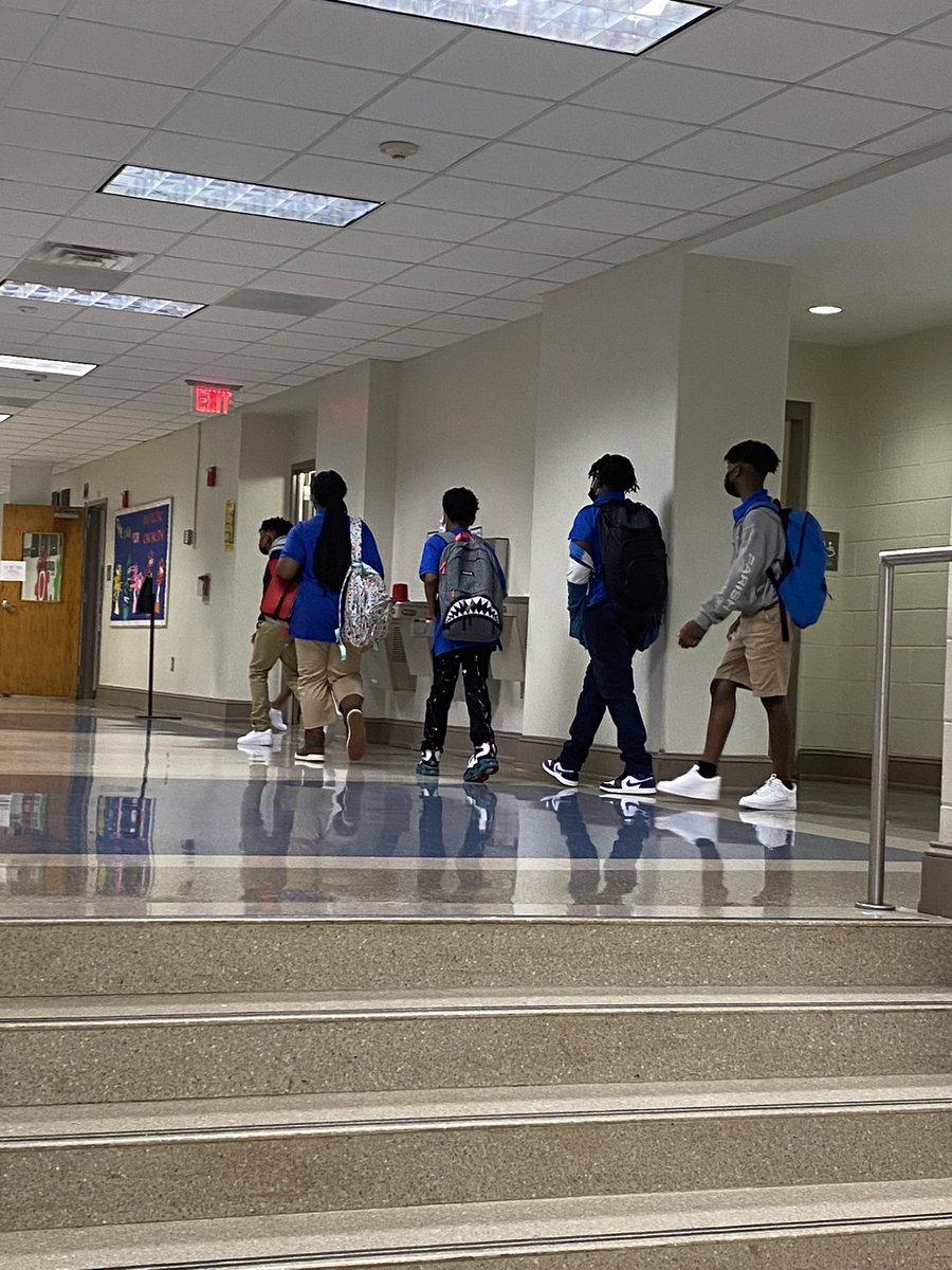 apsiddbess tweet media