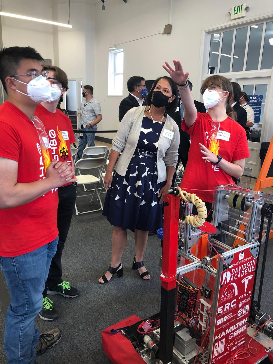 NVSupt's tweet image. When I look around this beautiful new K-12 Robotics Center, I can only think of how many doors it will open for our students. Providing access to this type of innovation is exactly what will continue to elevate our education system to new heights! @unevadareno @EDAWNReno @Tesla