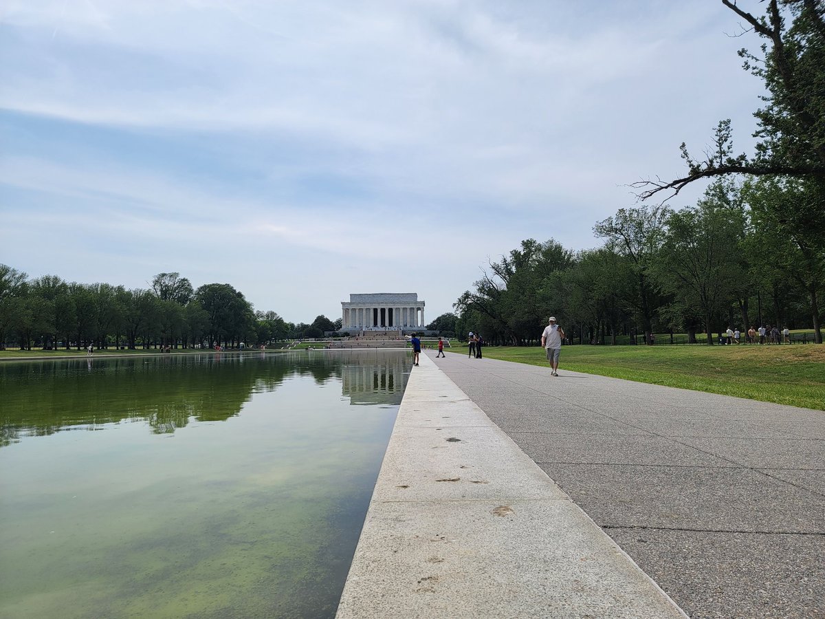 brians162's tweet photo. @DCMinute Was there today too.  Lincoln from the other side 😁 https://t.co/XkQ0FKsz5j