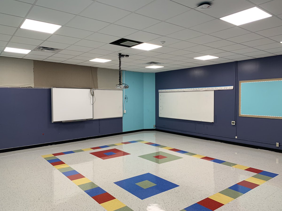 rktect_1's tweet photo. Comparison of Cedar Hill classrooms before, during and after. A lot of hard work has gone into this and it looks amazing. The new HVAC was working great today. 🥶 #jcschoolsprogress https://t.co/hax6HoXlcd