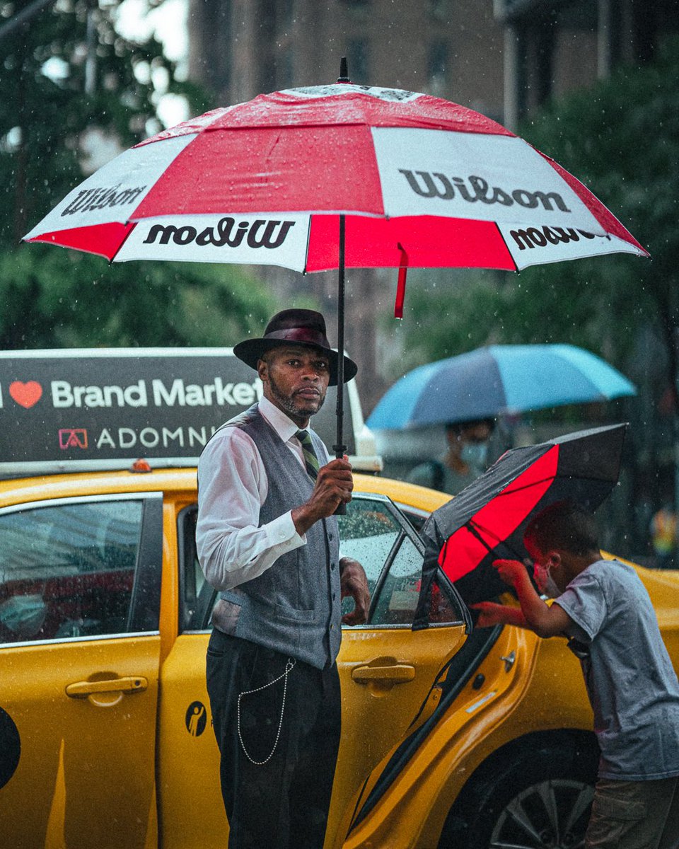 The moment I looked into your eyes. 
#streetphotography #NYC #umbrella