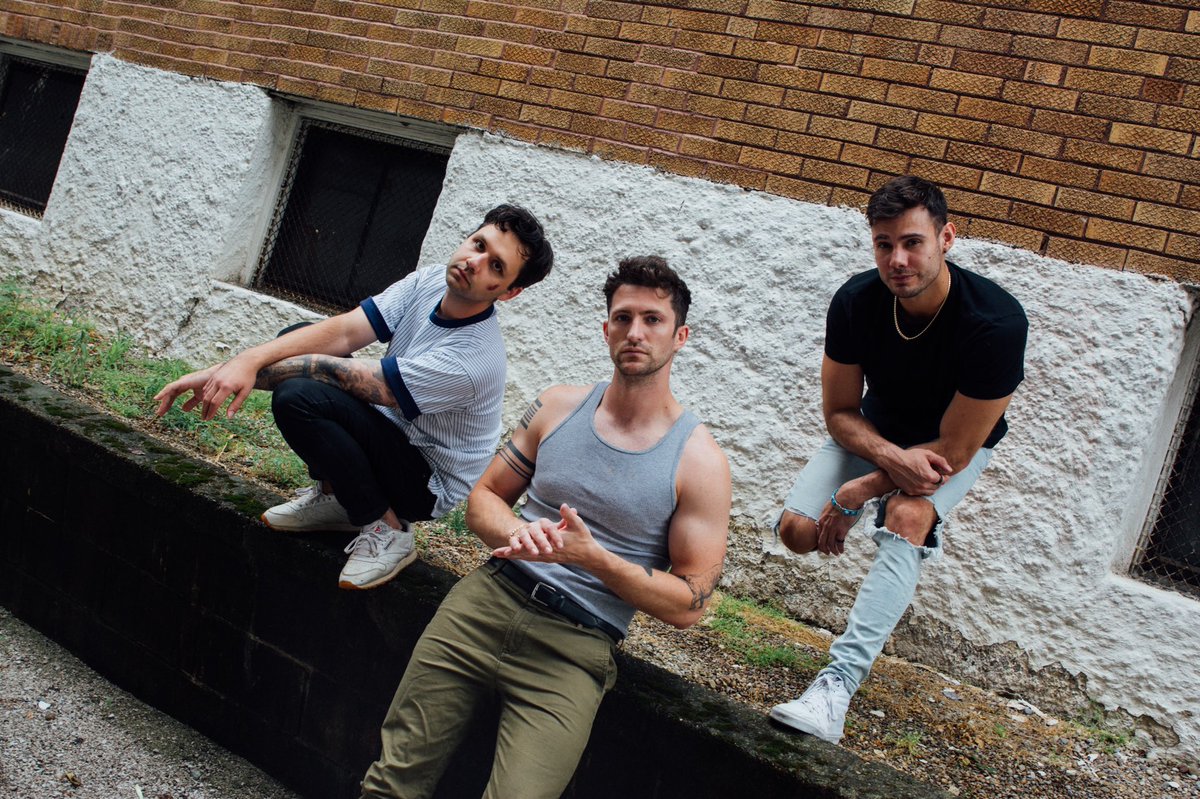 PUBLICTHEBAND's tweet photo. • happy friday STREAM MISSING YOU TODAY • https://t.co/KhV7Y1KJ4I
