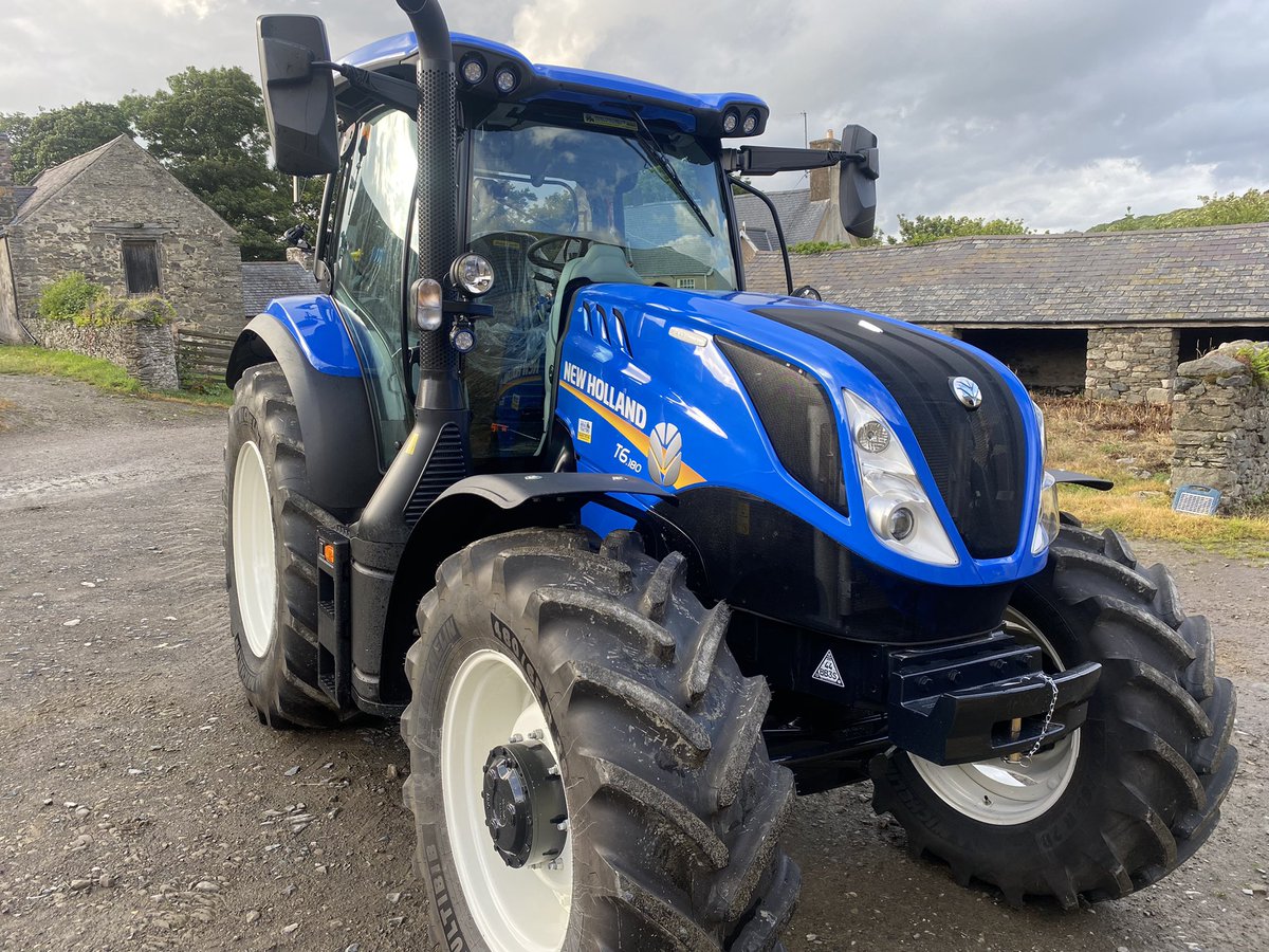 Huw Clwyd tweet media