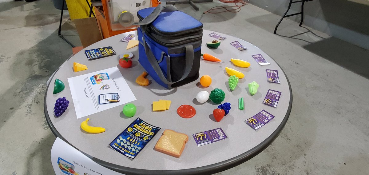 GLNESafe's tweet image. Promoting the benefits of a healthy lunch to our driver group this morning at the Howell Center. "Lunch Box Lottery".