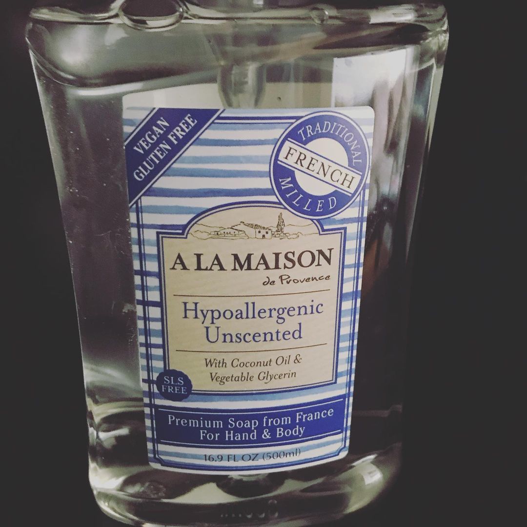 alamaisonsoaps's tweet photo. Did you know about our new Hypoallergenic Unscented Liquid Soap? Perfect for very, very sensitive skin! 🧼 🧼🖖 #alamaisondeprovence #soap #skincare #sensitive #vegan #glutenfree #crueltyfree #nosls #frenchmilled #unscented #hypoallergenic https://t.co/KEALFBnbuG