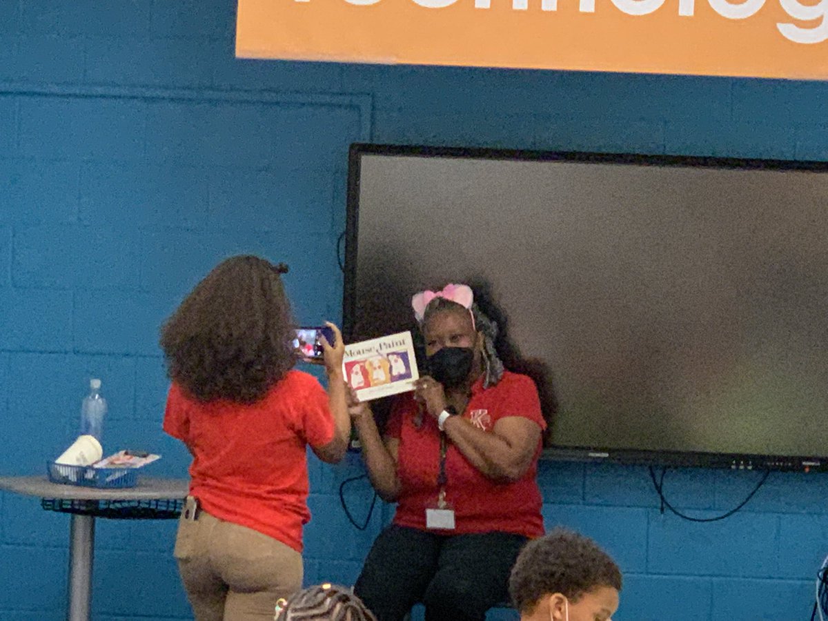 APS Media Services tweet media