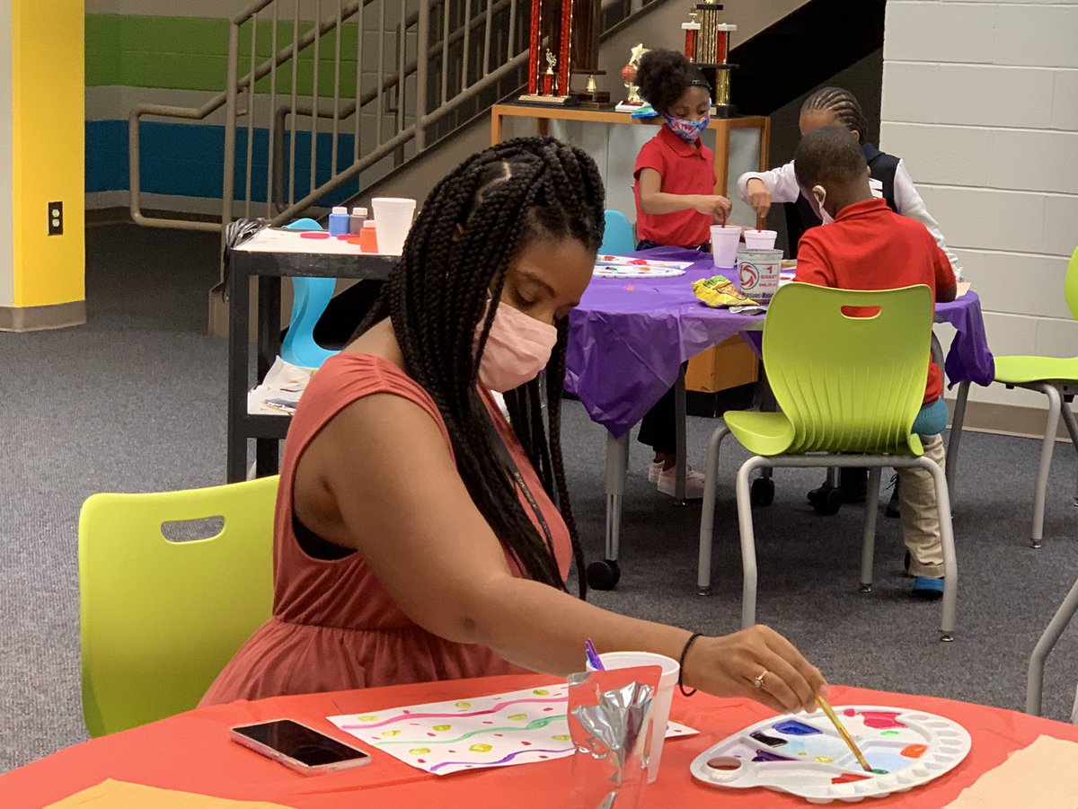 APS Media Services tweet media