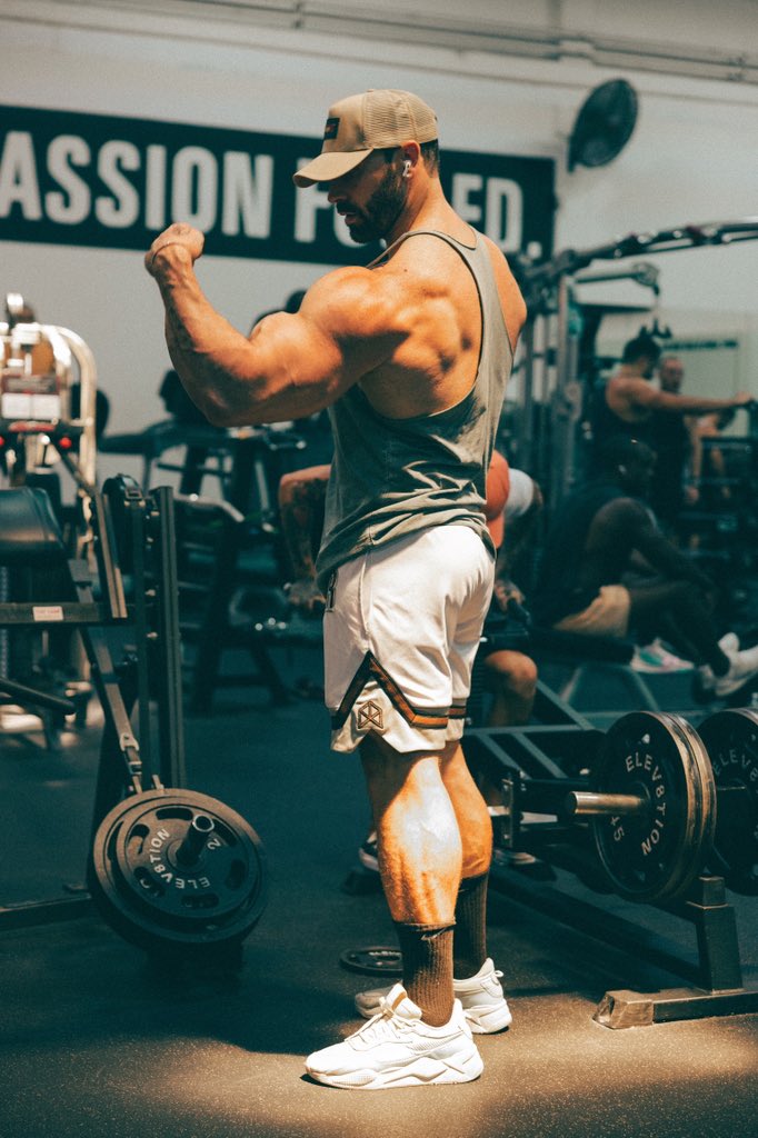 Bradley Martyn tweet media