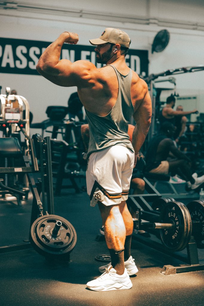 Bradley Martyn tweet media