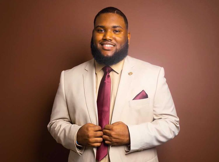 hbcugents's tweet image. Christian Broussard @The1_Broussard 
He is a senior Criminal Justice major, hailing from Houston, Texas. He has the honor and privilege of serving as the 18th Mister Huston-Tillotson University.💛♥️🐏 #htrams #hustontillotsonuniversity #HBCU #HBCUGENT