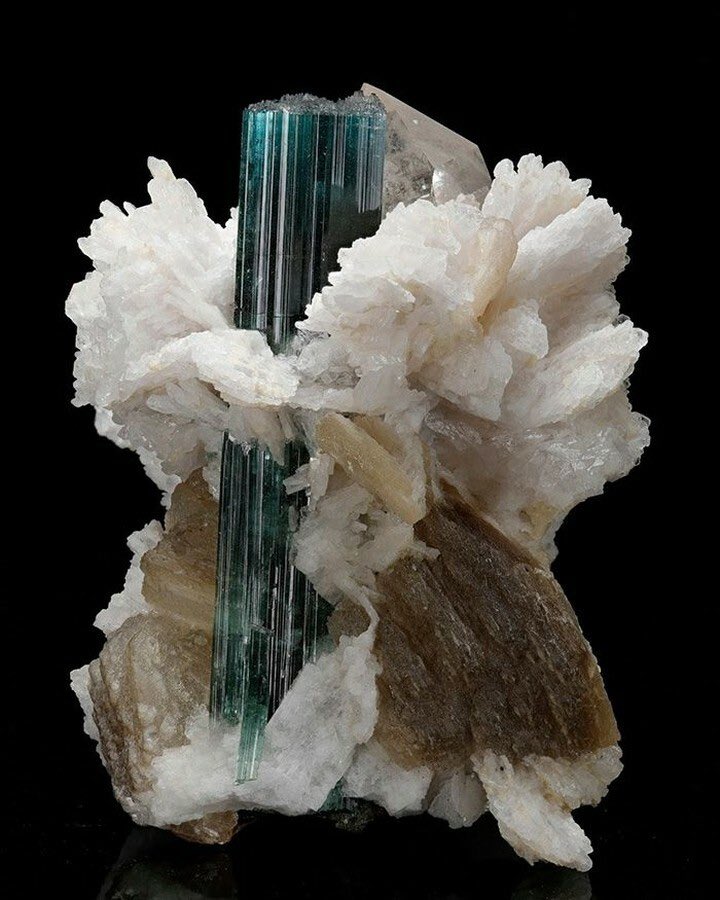 This rock looks like 9/11