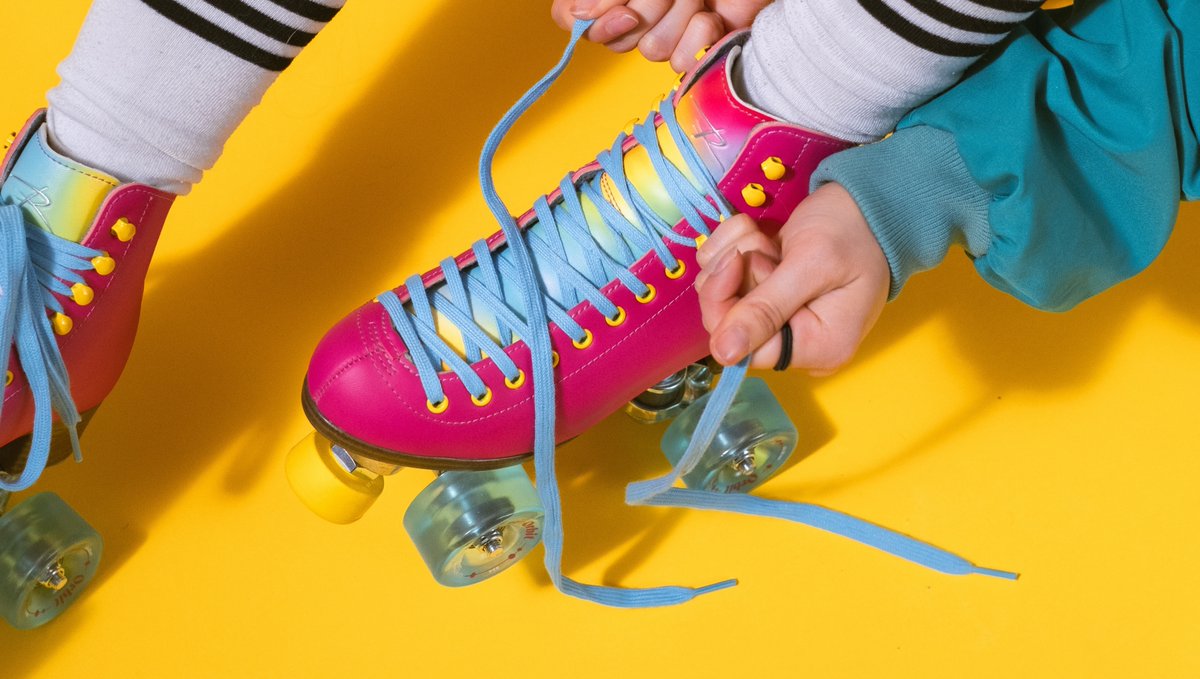 RiedellRoller's tweet photo. Who else loves the out-of-this-world Orchid colorway?! ๐ธ ๐ The Riedell Orbit outdoor roller skate will provide you loads of fun in the sun at a price that wonโt break the bank.โ โ๏ธ๐
โ Featured Skater: @jemmskates
#riedellskates #riedellorbit #riedell #riedellroller https://t.co/kuXidRv3Mb