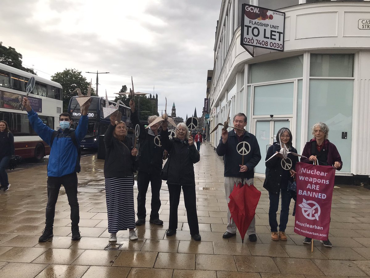 shckathy's tweet photo. Edinburgh CND Hiroshima Day #StopTrident https://t.co/lbOVqBBnbA