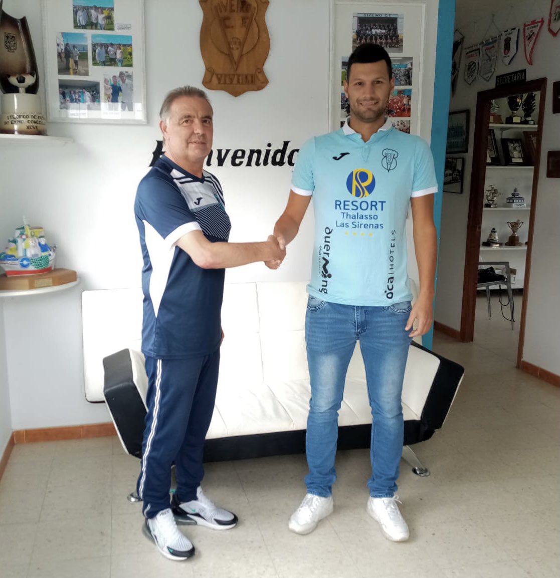 Última incorporación al cuadro celeste! 🗞🗞🗞🗞🗞
Dani Fernåndez ficha por el Viveiro!!!
👏🏻👏🏻👏🏻👏🏻👏🏻👏🏻👏🏻