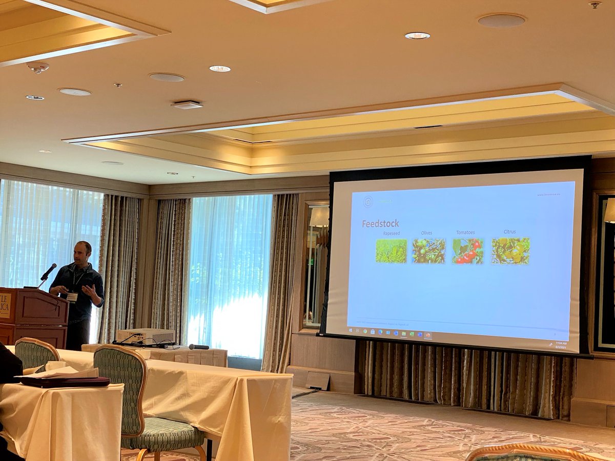 InnoRenewCoE's tweet photo. Dr. @mschwarzk gave a talk, “Flexible Biorefining for Renewable Feedstocks in Wood Adhesives”, on the #ProEnrich project at @SocietyWood's 64th International Convention.
🔗 https://t.co/VTbiTDUUYV
#InnoRenew #swstic #swst2021 #swstflagstaff https://t.co/A04VBKgGks