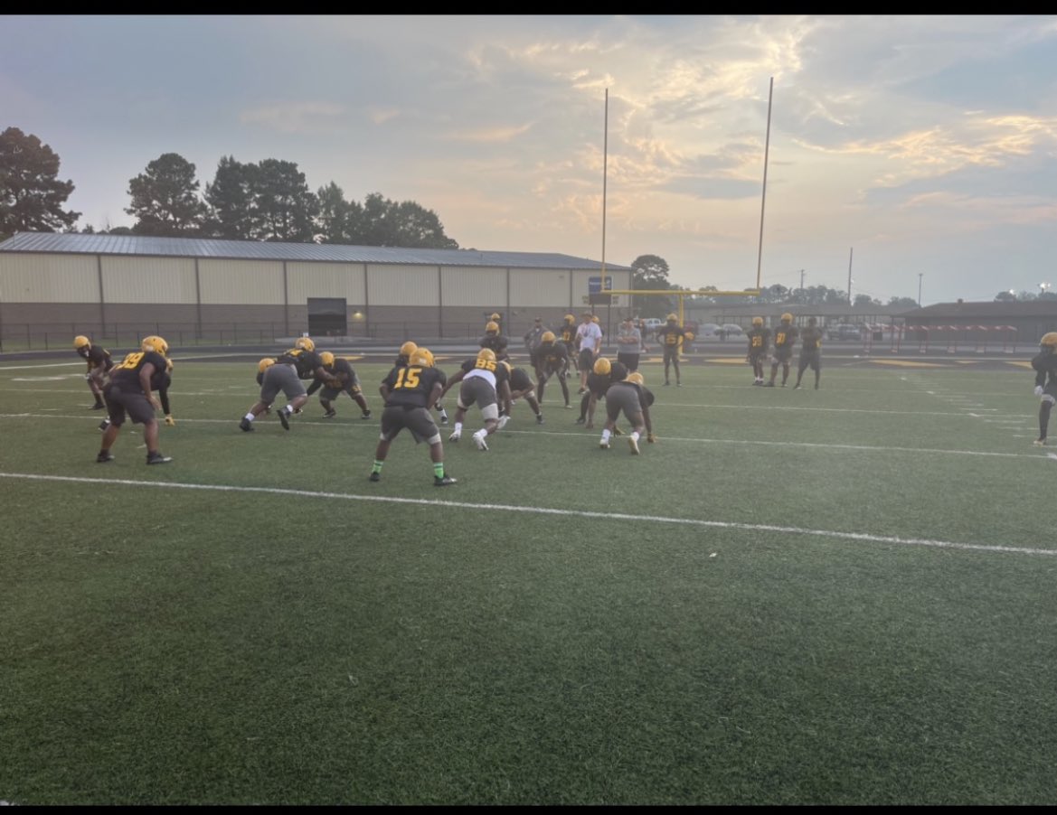 watsonchapel_fb's tweet photo. Had a great first week of fall practice. The players really got after it this week. No better way to end the week than practicing under the lights with a Friday morning scrimmage. #BETHEBEST!!! https://t.co/VMW2fucXAz