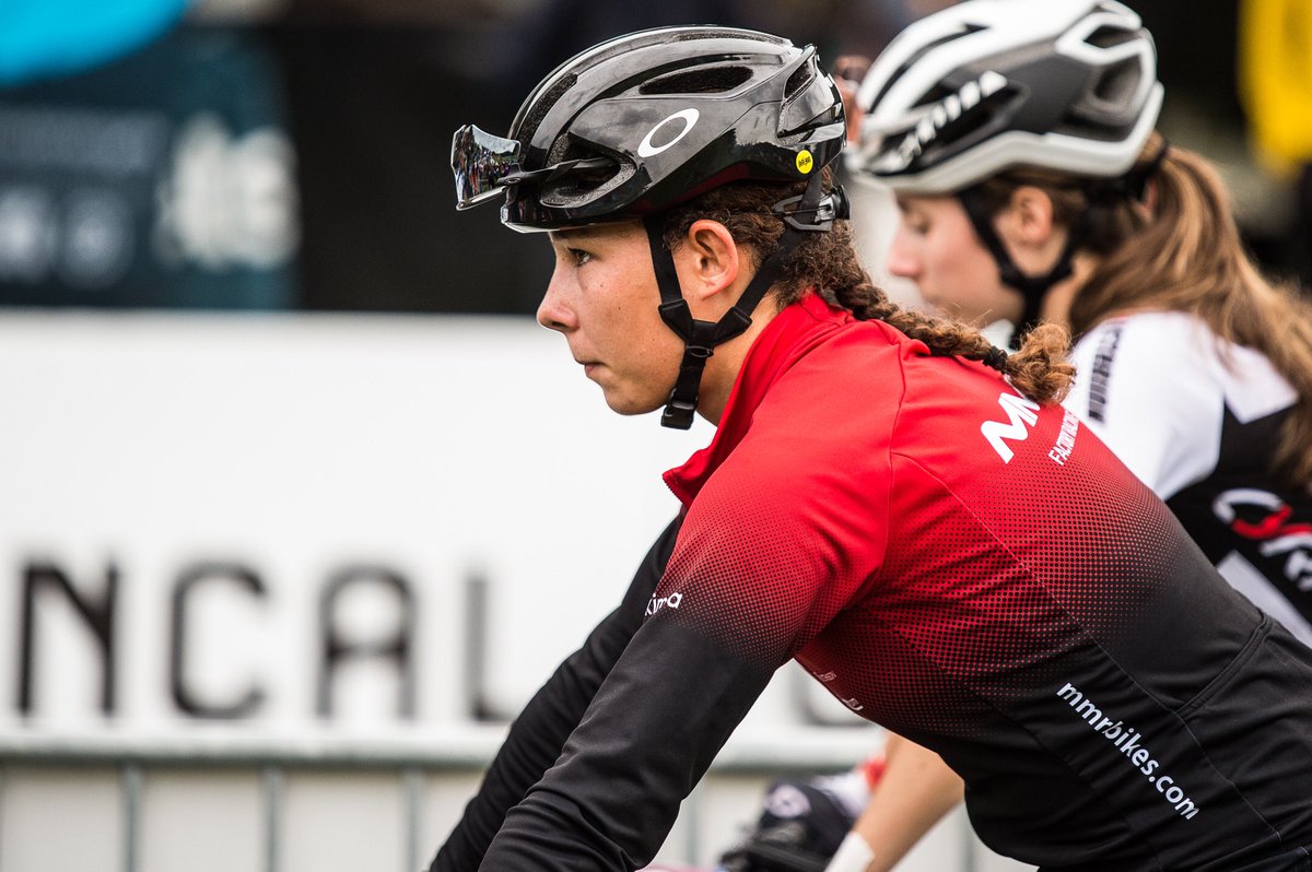 _luciagomez13_'s tweet photo. Una semana para volver a la competición🔥con muchas ganaas🤪
🔜🇪🇺 NOVI SAD🇷🇸
📸: @daniapphoto
#mmrbikes #mmrfactorydevo #youngguns
@mmrbikes @mmr_frt @SCCMartiCerda https://t.co/TOadkCv00n