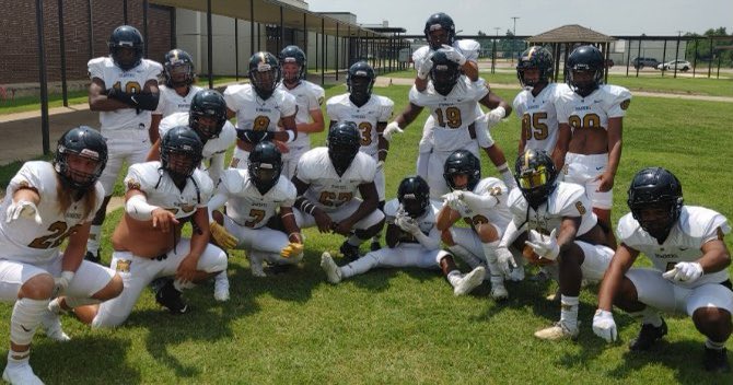 2021 seniors ready to lead the Bomber Nation to Gold!!!