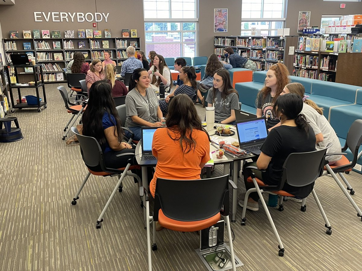 Campus orientation at <a href="/JLJohnsonElem/">Joe Lee Johnson Elem</a> is in full effect! Thankful for all the support &amp; meaningful presentations these educators receive as they are welcomed to their new home 🎉