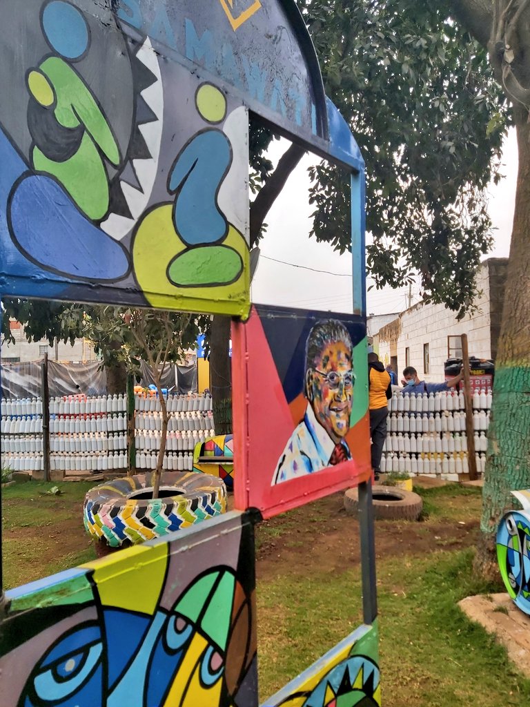 PSN_Nairobi's tweet photo. What a tranquil experience in the beautiful courtyards in Dandora with @dreamtownngo! The #transformationwork is amazing! Thank you for having us @DTL_in_Dandora @BelieversLeague, Sister Brother Love and World Boss Court #Publicspacesforall https://t.co/IXbPXcA69H