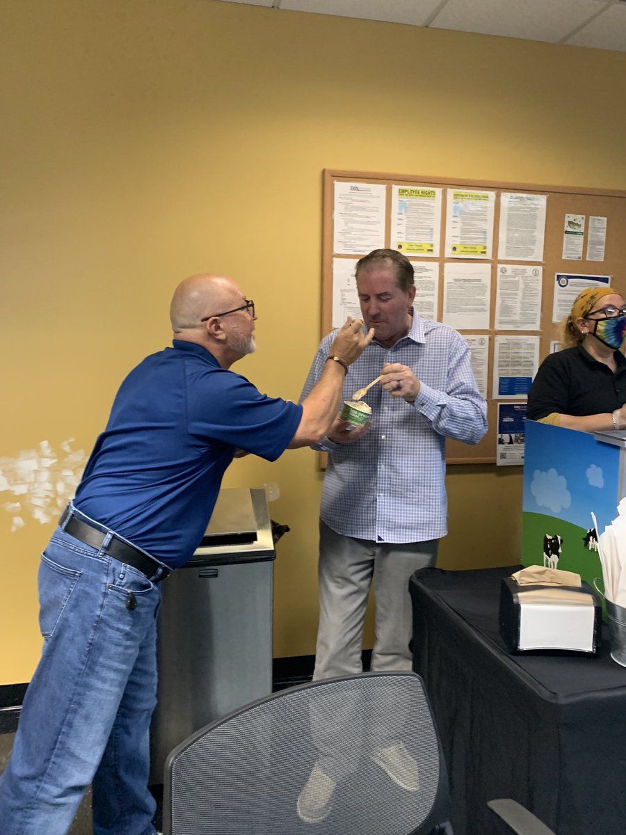 GPazos83's tweet photo. Ice cream Day !! 🍨❤️😅@TMXCompanies @AndyAngeparis @Craigbaker3529 @ted_helgesen https://t.co/CZJnIyjXca