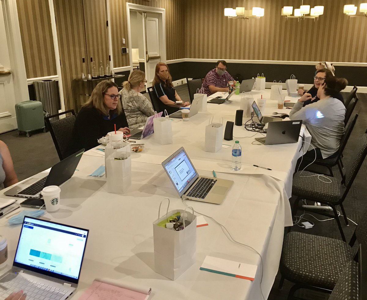 NCMiddle's tweet photo. Happy Friday NC educators! The NCMLE Board of Directors is on-site for the August Board Work Session at @LeMeridien Uptown Charlotte. Looking forward to sharing this space with all of you in March! 👍👑 #QueenCity https://t.co/q4zpoU8hL9