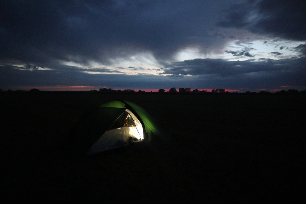 WillWalksWales's tweet photo. Just finished walking the 90-mile White Horse Trail around Wiltshire (my new home!)

Fair play to Wiltshire Ramblers, they've created a real corker. https://t.co/7Sv9CkSXtm