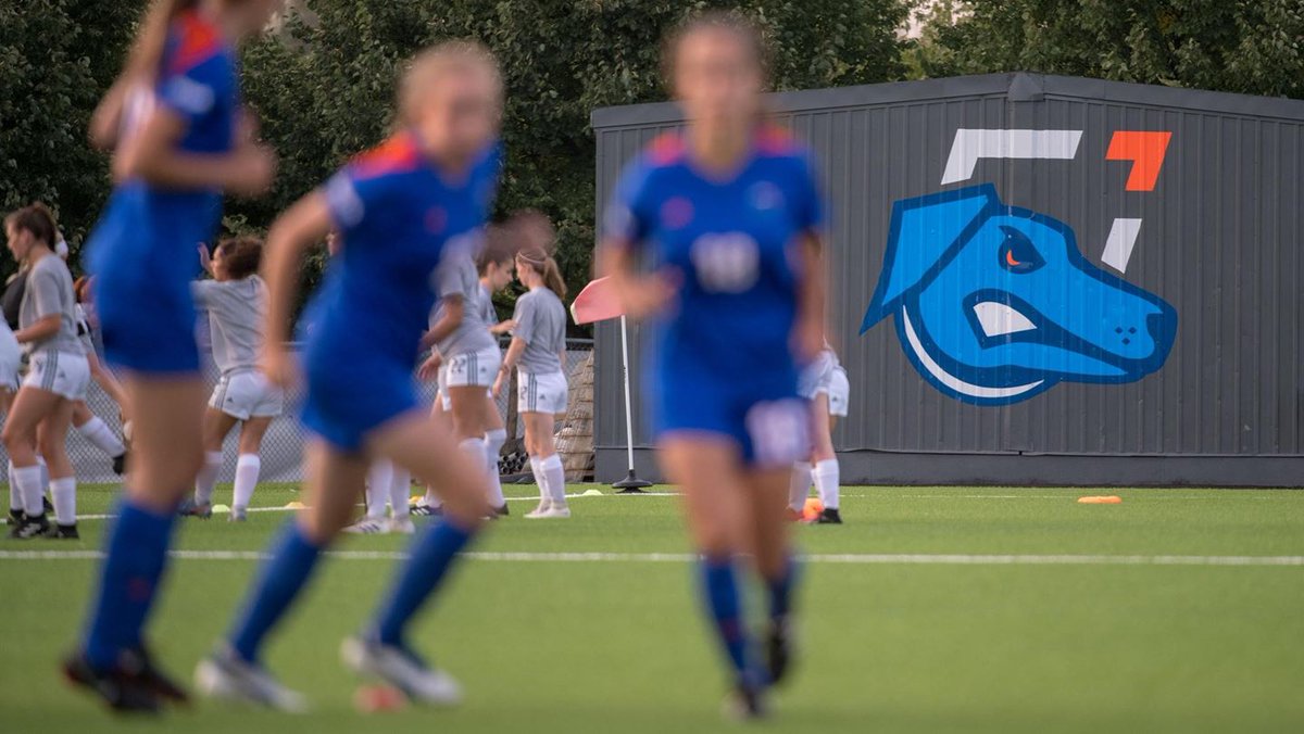OT_Ridgebacks's tweet photo. Ontario Tech University is extending COVID-19 vaccination requirements to include all varsity student-athletes for the upcoming 2021-2022 season. 

🔗 https://t.co/jO2tXi2ujQ https://t.co/SqeyGwqe8u