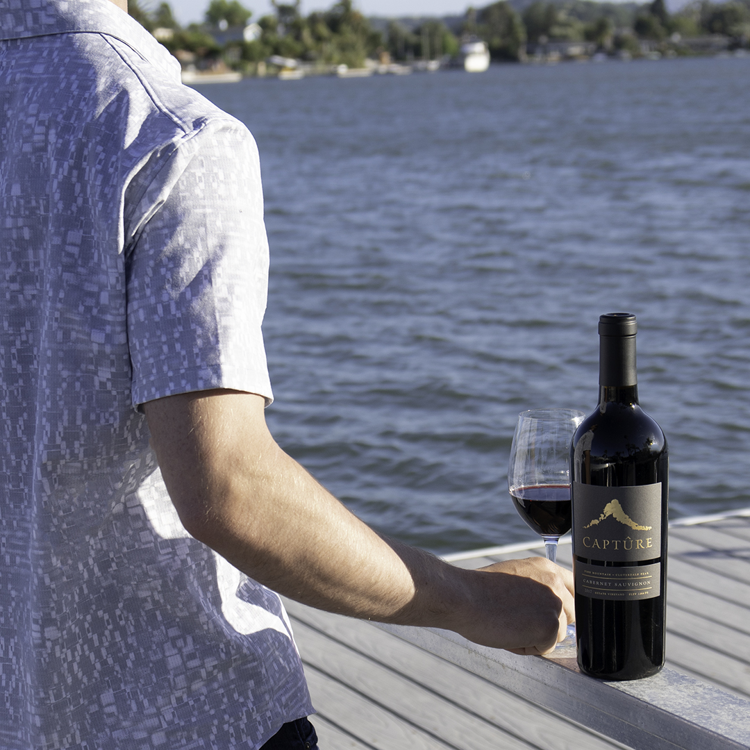 capturewines's tweet image. Sipping the summer away with our favorite Cabernet! #CaptureThis