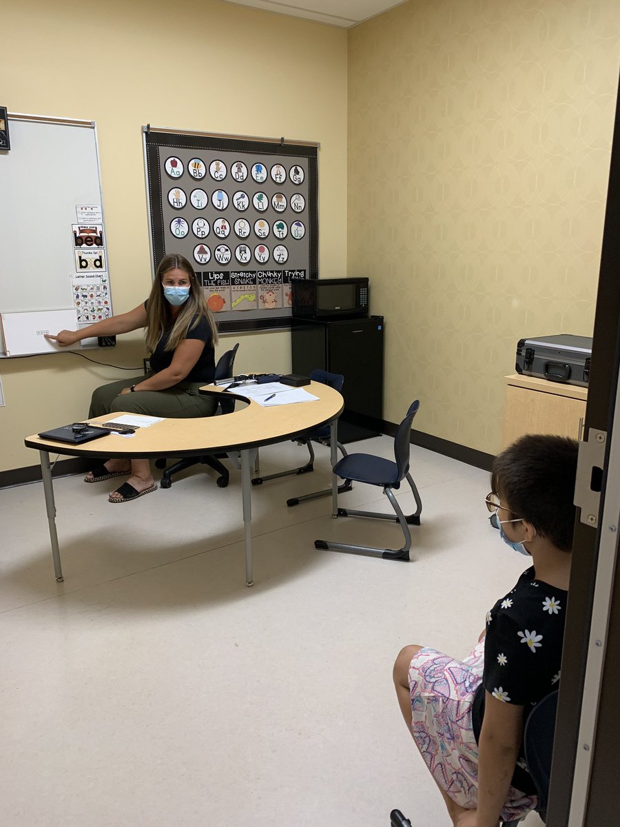 lauramccalmon's tweet photo. Thanks to Dr. Poncsak for checking our campers vision today! We are so thankful for our partnership with Regina Eye Care Center! @SacredHeartRCSD @RCSD_No81 @UnitedWayRegina https://t.co/IummHuJ7en